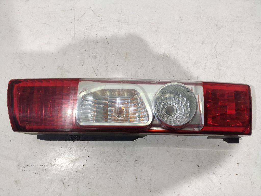 фонарь задний правый Citroen Jumper 2 поколение 2012, 01366453080