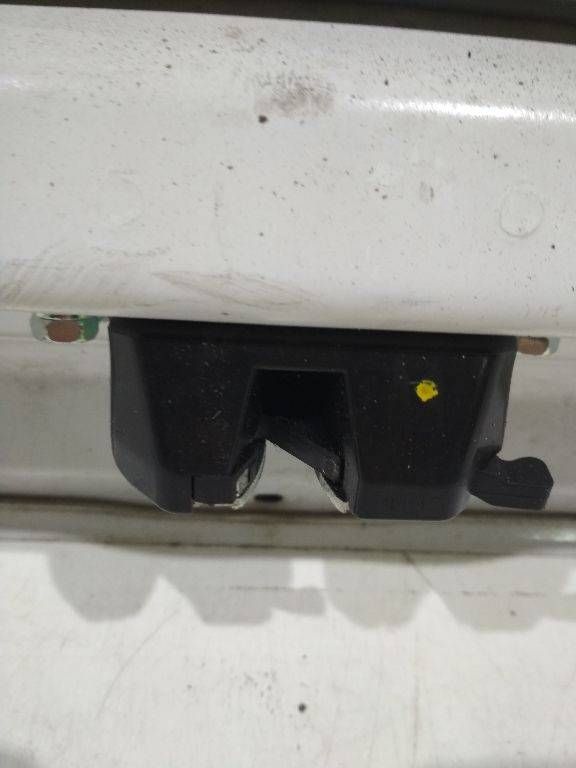 замок багажника Chevrolet Spark M300 2012