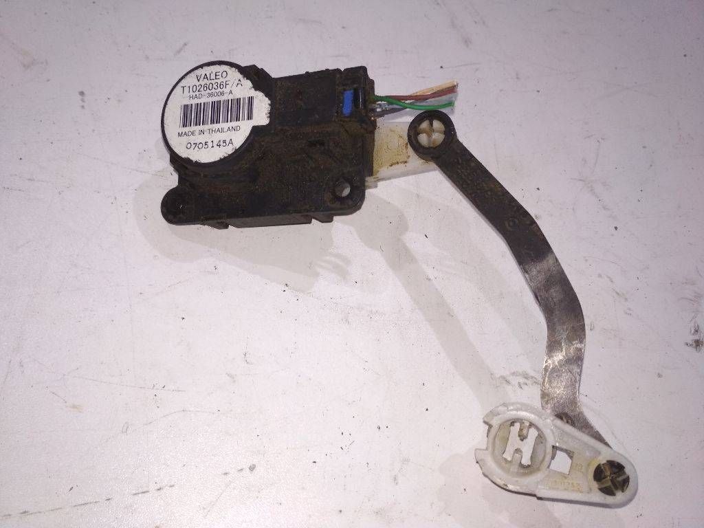 моторчик заслонки печки Renault Megane 3 поколение 2011, T1026036F