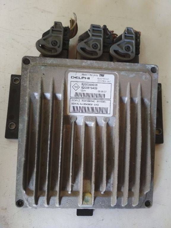 блок управления двигателем Renault Megane 2 поколение [рестайлинг] 2007, 1.5 л., дизель, МКПП, 8200399038