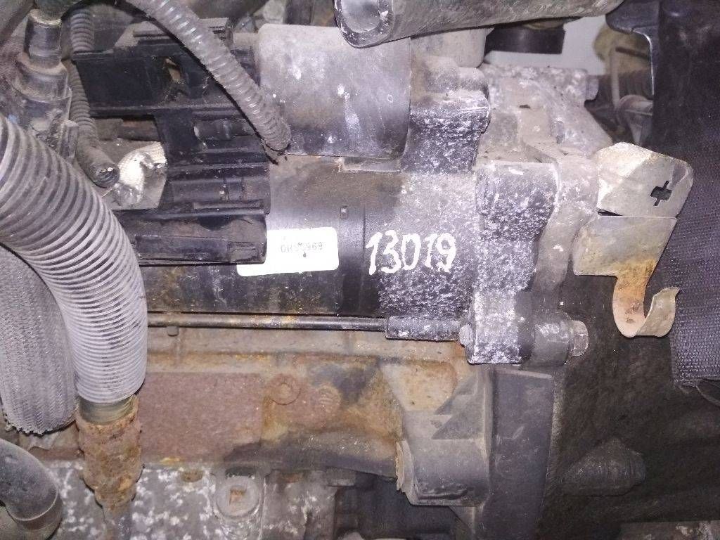 стартер Volvo V50 1 поколение 2006, 2.0 л., дизель, МКПП, DRS3969