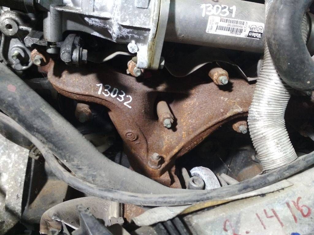 коллектор выпускной Volvo V50 1 поколение 2006, 2.0 л., дизель, МКПП, 9646849080