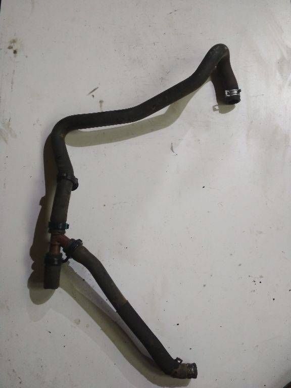 патрубок радиатора Renault Duster 1 поколение 2011, 1.5 л., дизель, МКПП, 1800458225