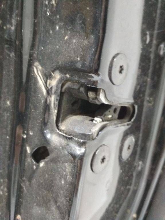 замок двери задней правой Renault Megane 3 поколение 2011, универсал