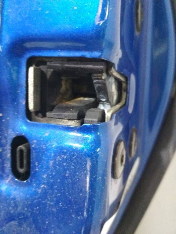 замок двери задней правой Renault Scenic 2 поколение [рестайлинг] 2007