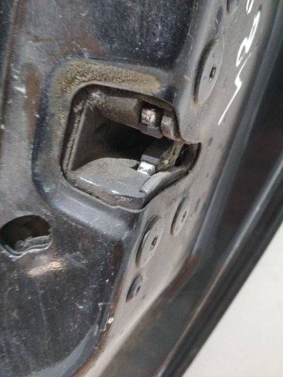 замок двери задней правой Renault Clio 3 поколение 2009, универсал