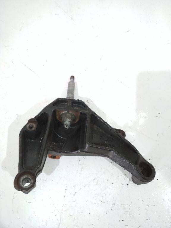кронштейн КПП Renault Master 2 поколение 2003, 1.9 л., дизель, 8200033299