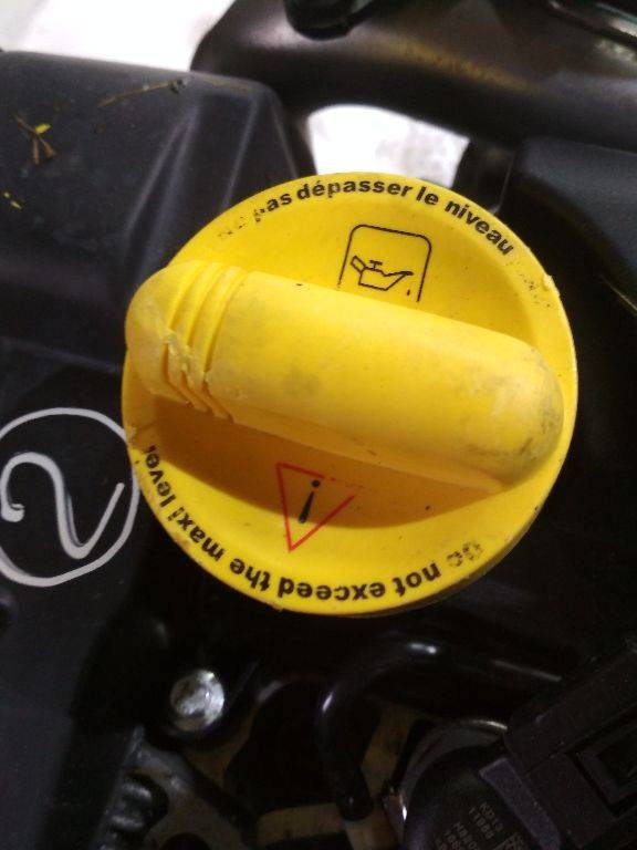 пробка маслозаливная Renault Megane 3 поколение 2010, 1.5 л., дизель, МКПП