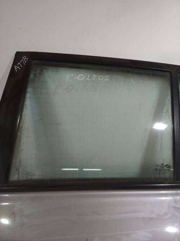 стекло двери задней левой Renault Koleos 1 поколение 2008, 43R00108