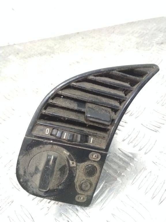 дефлектор обдува салона BMW 3 серия E36 1994, 1387061