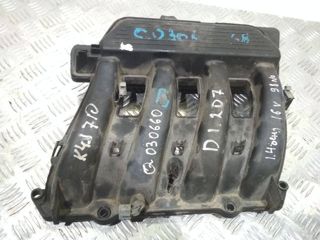 коллектор впускной Renault Megane 2 поколение 2005, 1.4 л., бензин, 7700111439