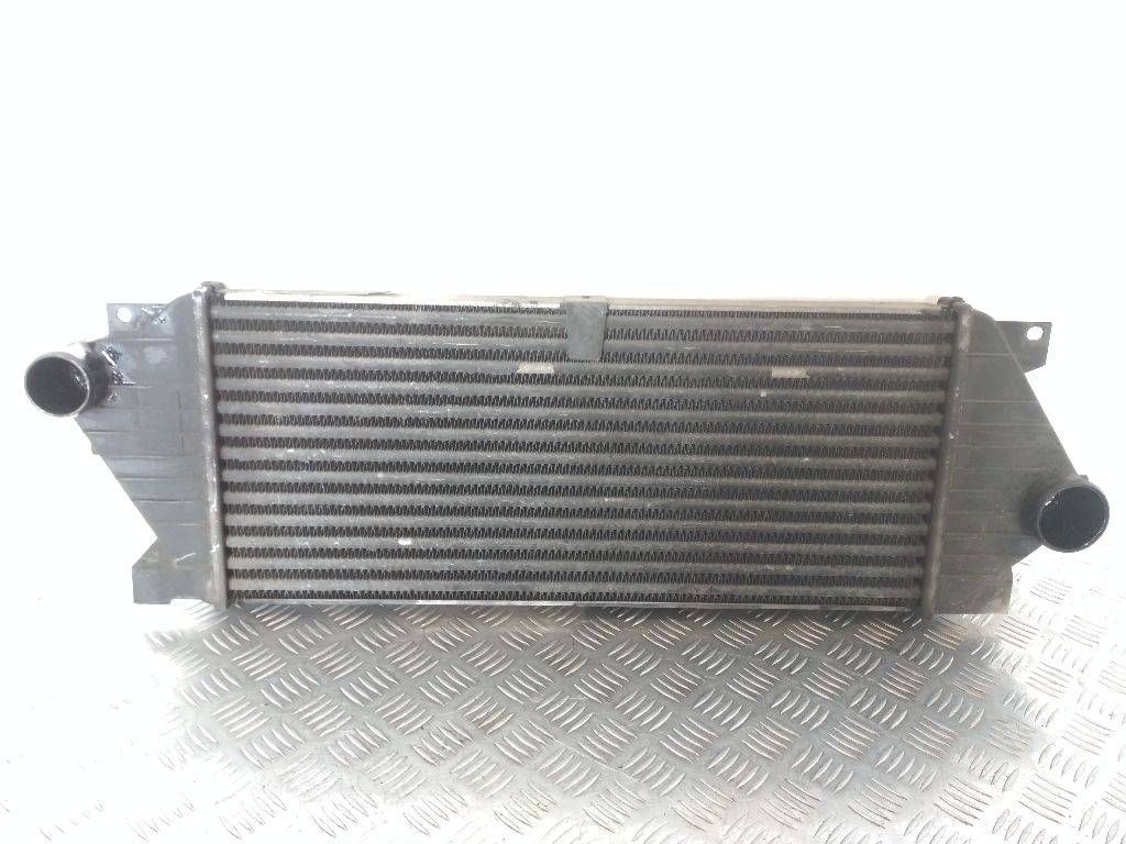 интеркулер Mercedes-Benz M-Класс W163 2001, 2.7 л., дизель