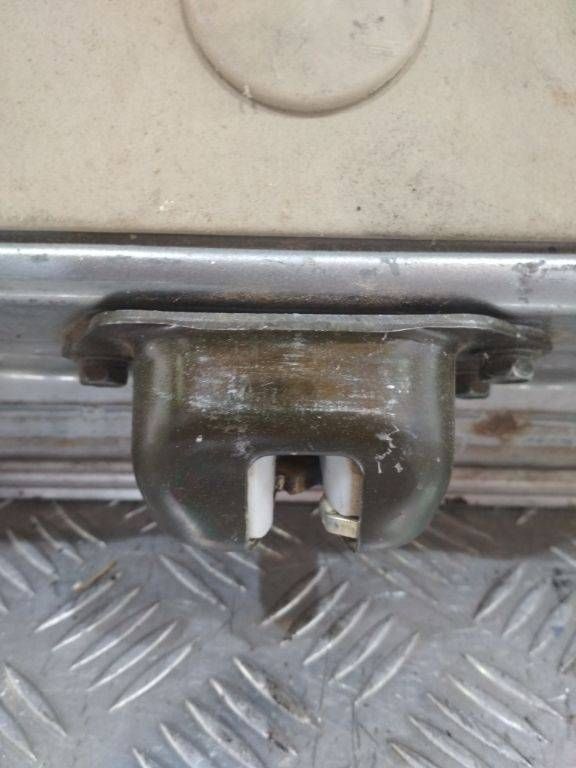 замок багажника Nissan X-Trail T30 2002, 905508H300