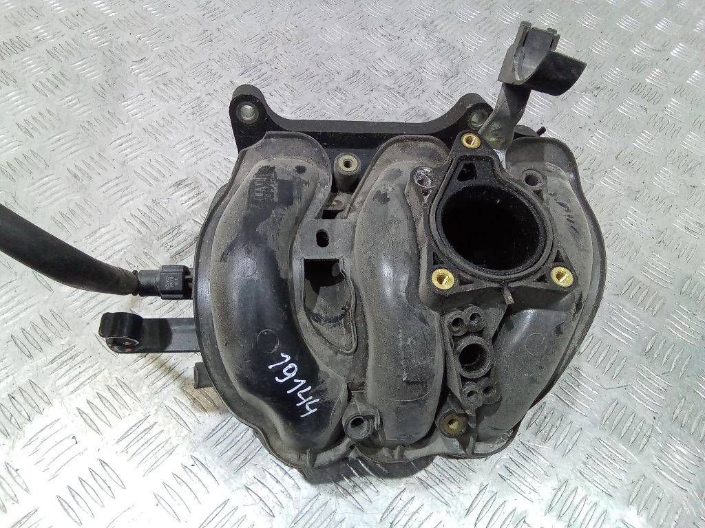 коллектор впускной Toyota Aygo 1 поколение AB10 [рестайлинг] 2010, 1.0 л., бензин, МКПП, 1KR