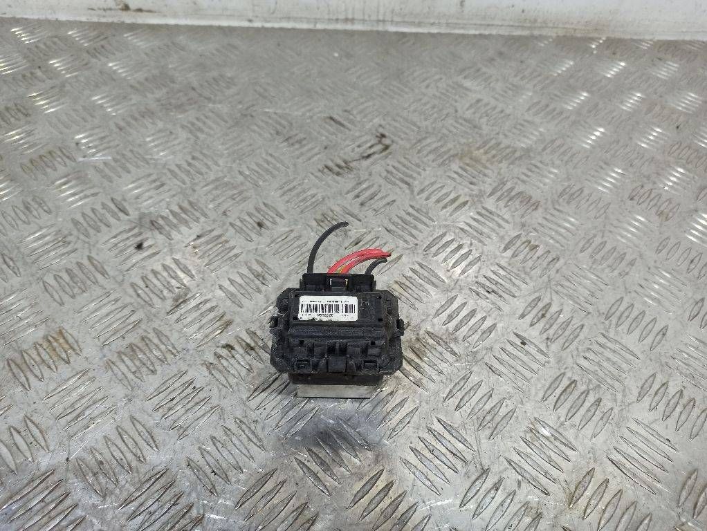 сопротивление печки Renault Megane 3 поколение 2011, T1017845R