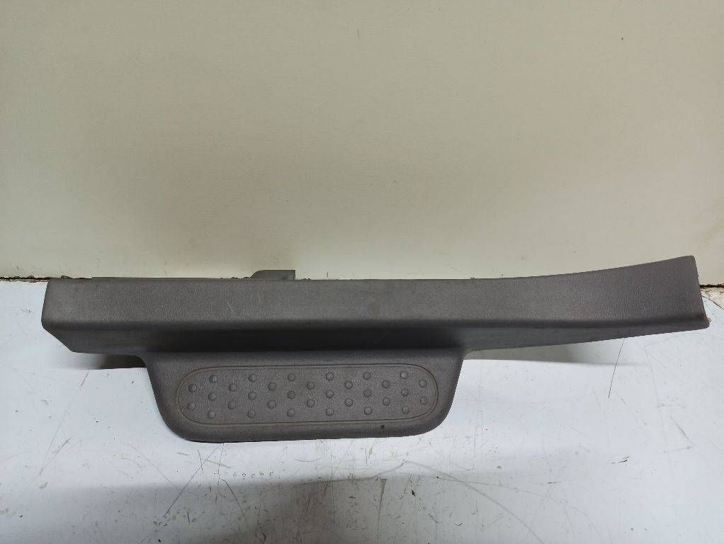 накладка на порог Toyota Avensis 1 поколение (T220) 1999, 6791852020