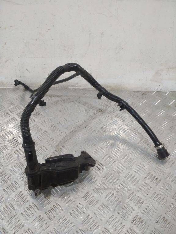маслоотделитель (сапун) Mercedes-Benz CLA-Класс C117 2015, 1.6 л., бензин, АКПП, A2700104203