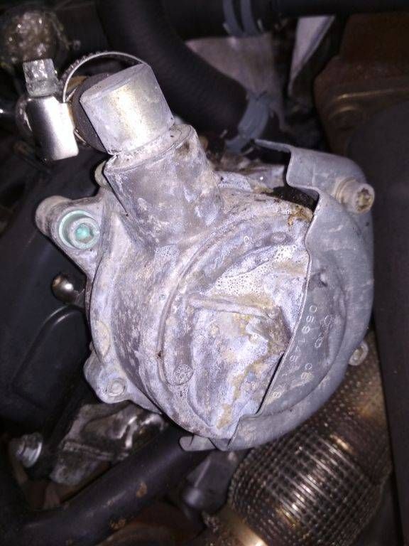 насос вакуумный Audi A6 4B/C5 1998, 2.5 л., дизель, АКПП, 059145707