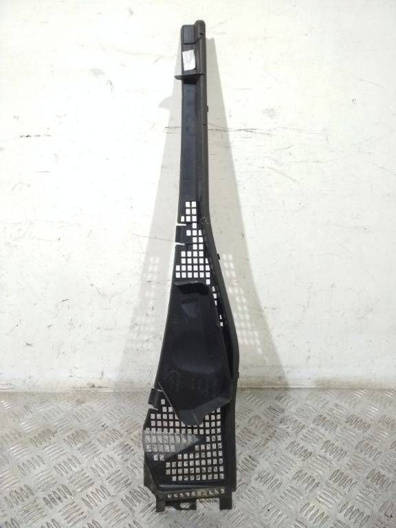 дождевик Renault Sandero 1 поколение 2010, 8200825457