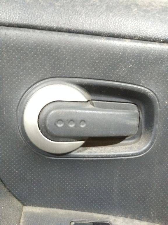 ручка внутренняя задняя левая Nissan Note E11 [рестайлинг] 2010