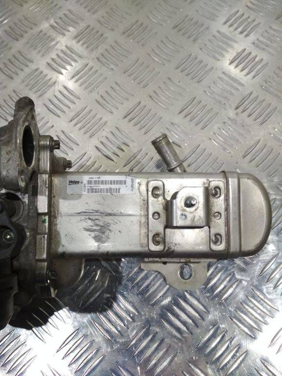 охладитель EGR / Радиатор EGR Peugeot 3008 1 поколение 2013, V28004027
