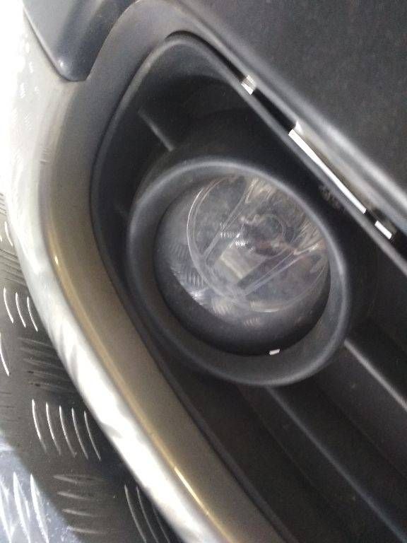 фара противотуманная правая Renault Scenic 2 поколение 2004