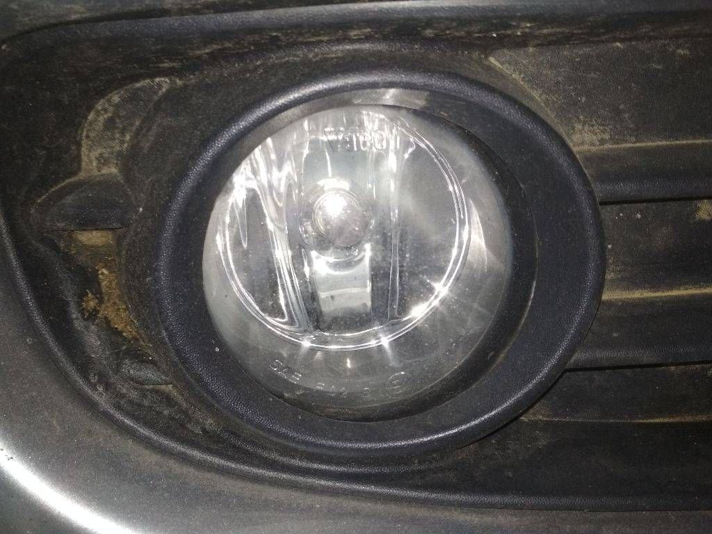фара противотуманная правая Renault Scenic 2 поколение 2005, 89210094