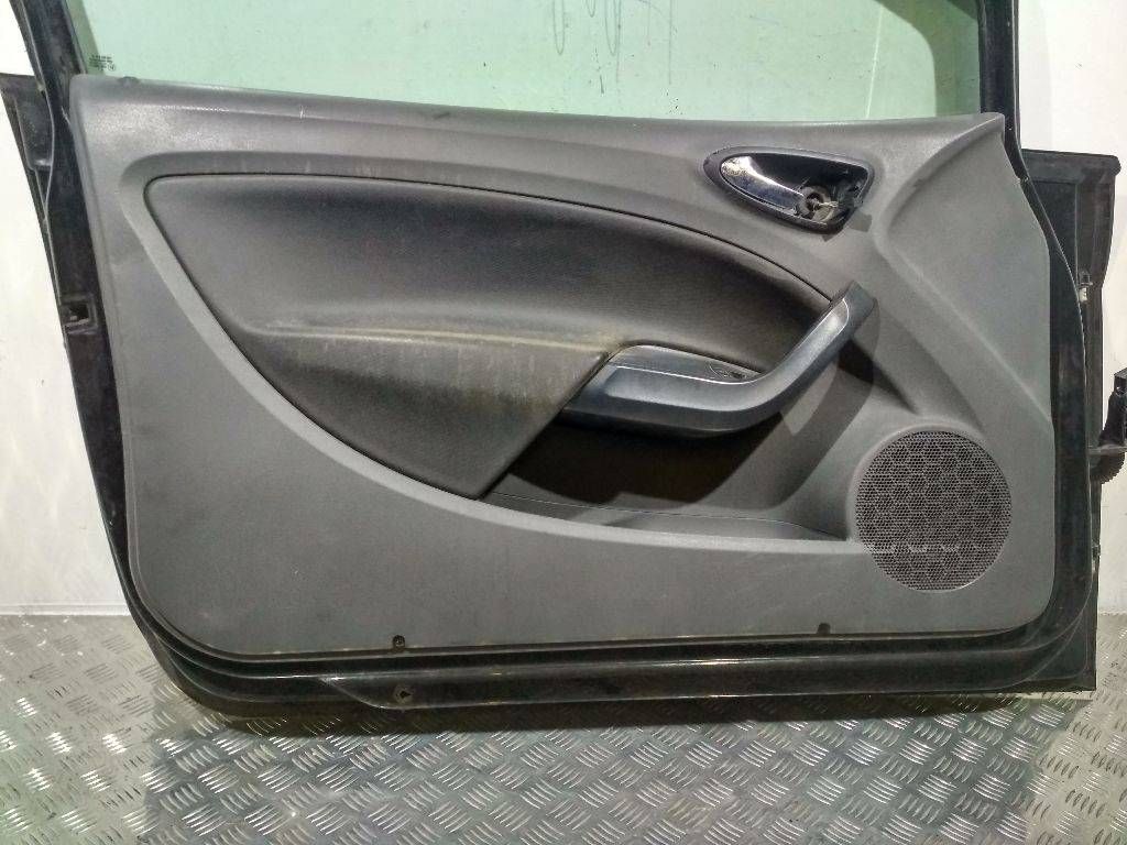 обшивка двери передняя левая SEAT Ibiza 3 поколение [рестайлинг] 2008