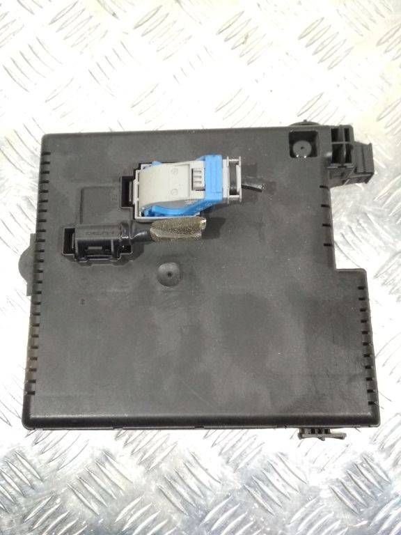 блок предохранителей Volvo S60 1 поколение [рестайлинг] 2006, DELPHI, 30728512