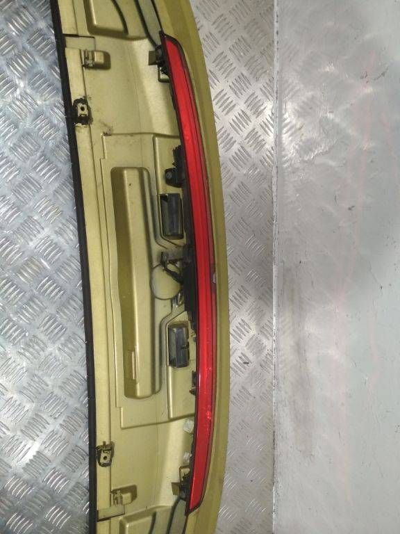дополнительный стоп-сигнал Citroen C4 Picasso 1 поколение 2009, 9654435580