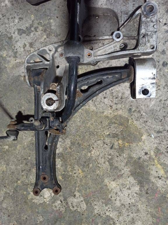 рычаг передний левый Volkswagen Touran 1 поколение 2003, 1K0407153G