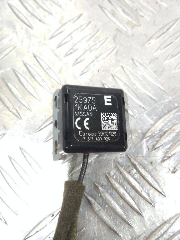 антенна Nissan Juke YF15 2010, 259751KA0A