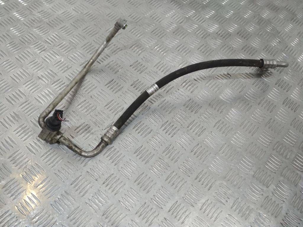 трубка кондиционера Mercedes-Benz C-Класс W204/S204 2008, A2048300615