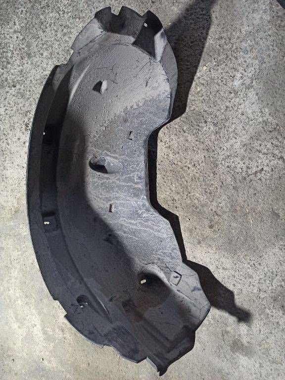 защита арок передняя правая (подкрылок) Mercedes-Benz M-Класс W163 2001, 1638840822