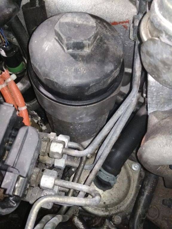 корпус масляного фильтра Audi A6 4B/C5 [рестайлинг] 2001, 2.5 л., дизель, АКПП