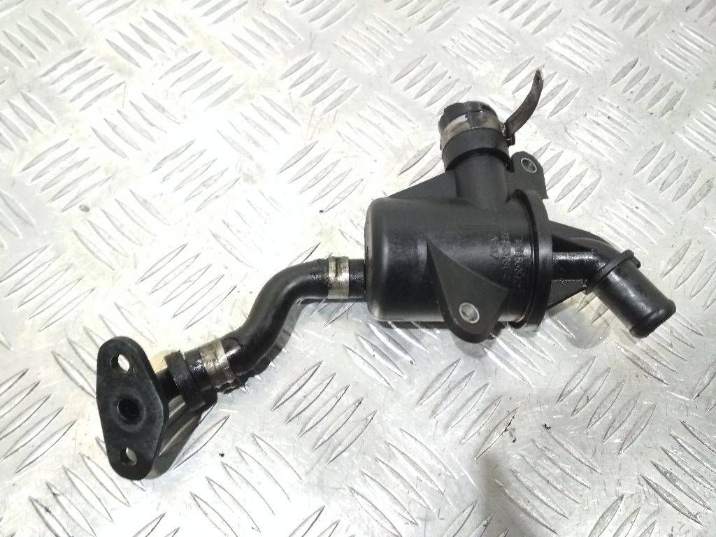 маслоотделитель (сапун) Opel Corsa D 2008, 55185372