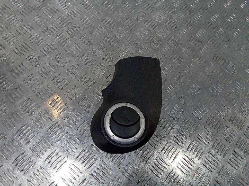 дефлектор обдува салона Renault Logan 1 поколение [рестайлинг] 2011, 8200739443