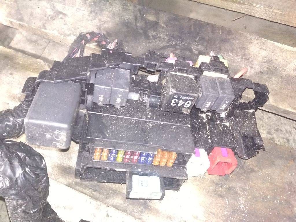блок предохранителей Audi A4 B7 2008, 2.0 л., дизель, МКПП, 8K1997503