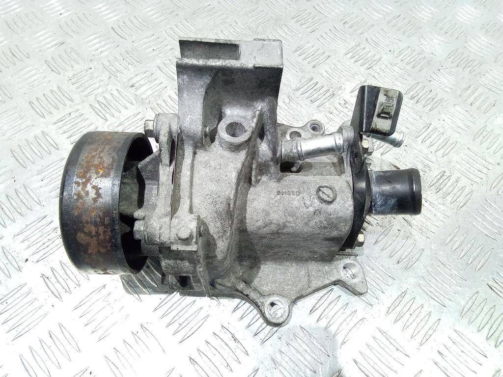 помпа Renault Megane 2 поколение 2006, 1.6 л., дизель, K8WA1KC