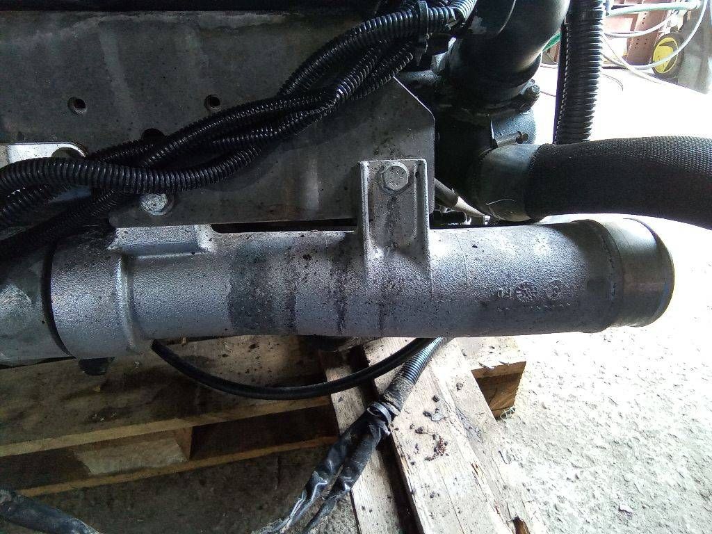 патрубок интеркулера Renault Premium 1 поколение 2004, дизель, 5010477304