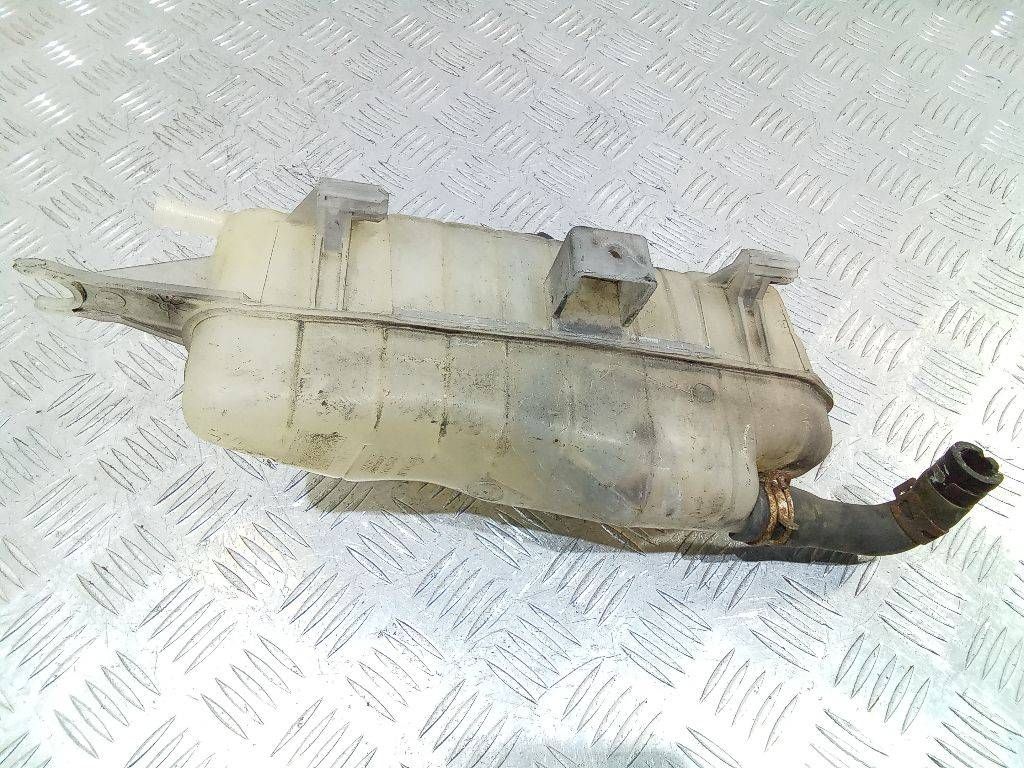 бачок расширительный Renault Clio 3 поколение 2008, 8200149742