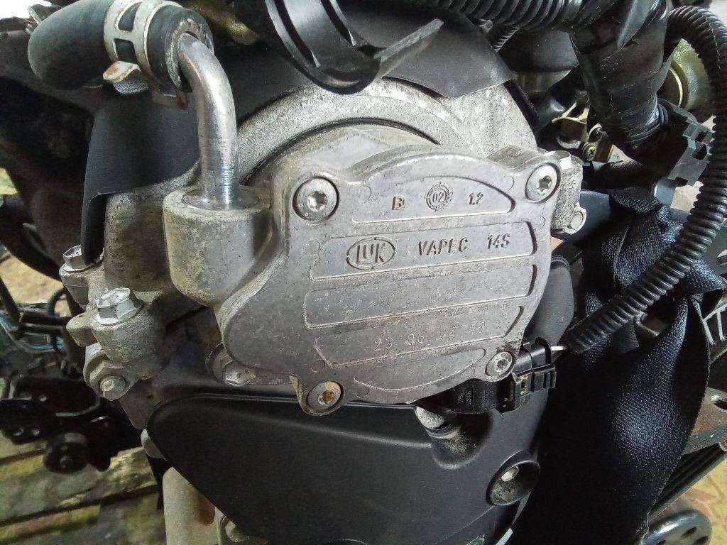 насос вакуумный Toyota Yaris 1 поколение XP10 [рестайлинг] 2004, 1.4 л., МКПП, 23060410