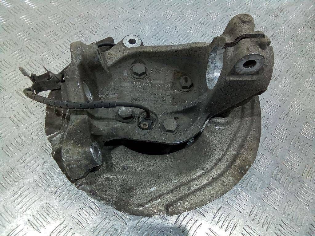 кулак поворотный левый BMW 1 серия E81/E82/E87/E88 [рестайлинг] 2007, 3121676444303
