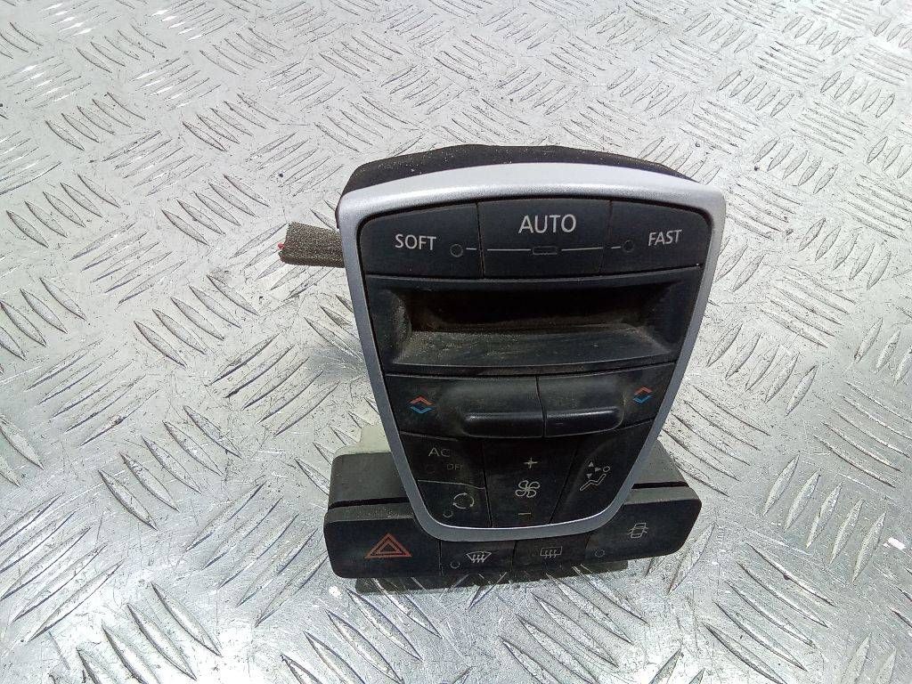 блок управления печки / климат-контроля Renault Laguna 3 поколение 2009, 275100002R
