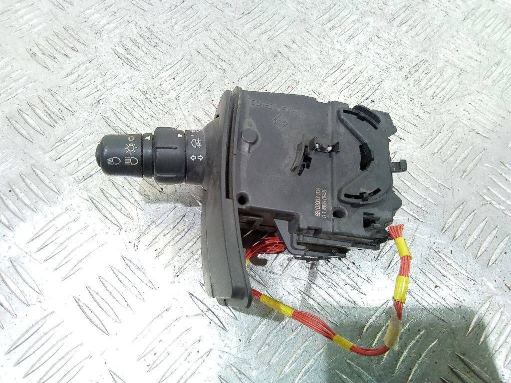 переключатель света Renault Clio 3 поколение 2008, 88102003