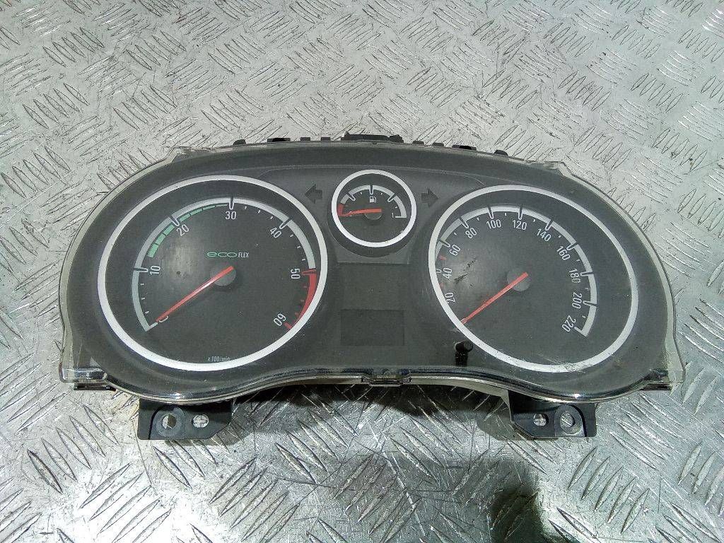 щиток приборов (приборная панель) Opel Corsa D 2008, 1303304