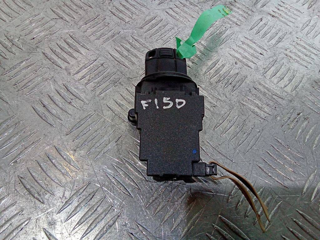 замок зажигания BMW 5 серия E60/E61 2006, 695472209