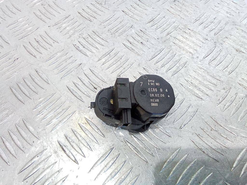 моторчик заслонки печки BMW 5 серия E60/E61 2006, 6942993