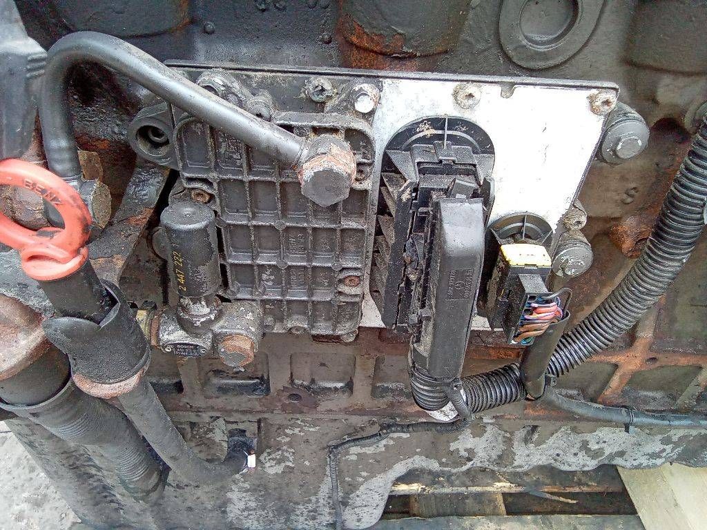 блок управления двигателем Mercedes-Benz Axor 1 поколение 2003, МКПП, 0000700879