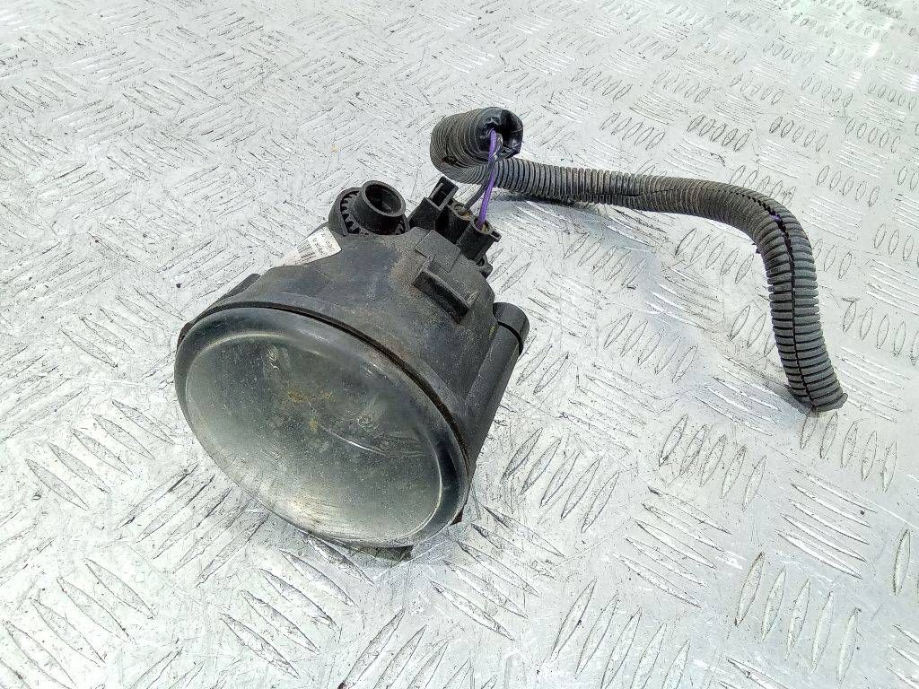 фара противотуманная левая Nissan Note E11 2006, 89204563